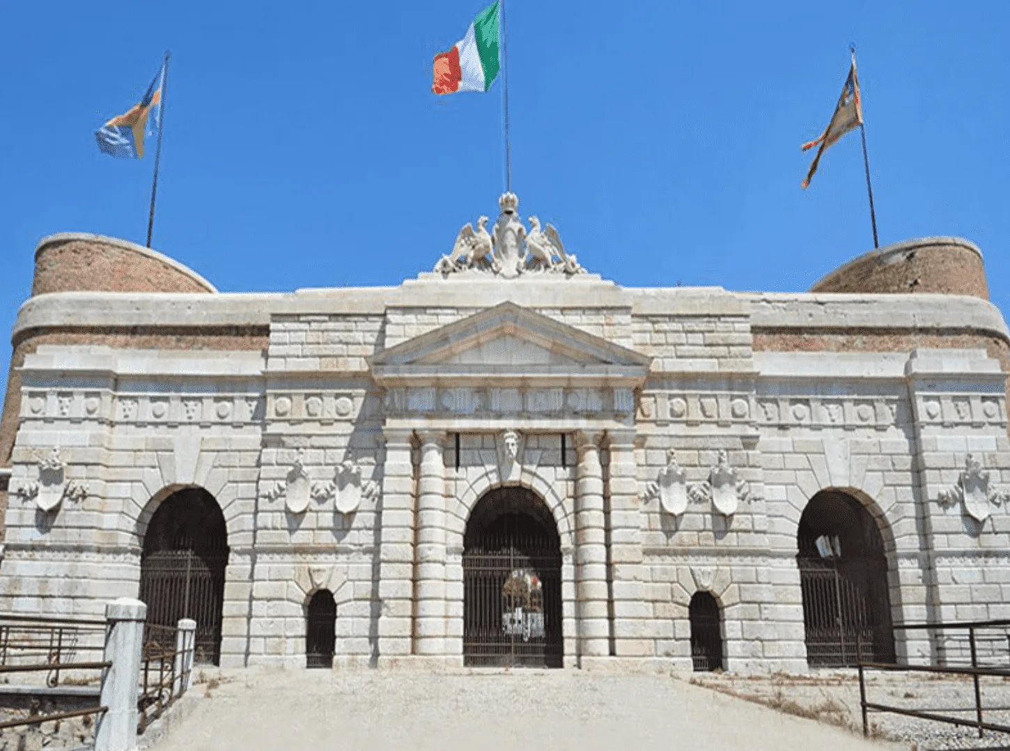 Mela per Tieni Costruzioni